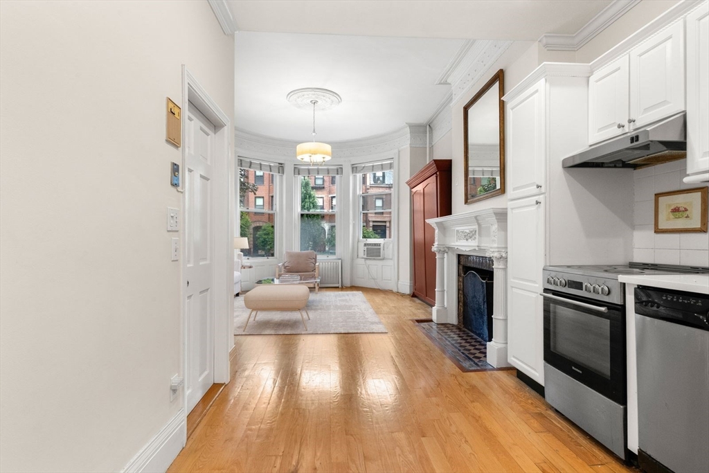 394 Marlborough St 3