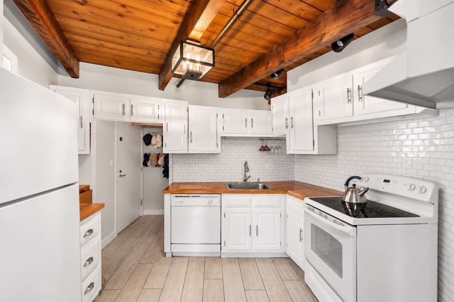 90 Wharf Street #L12, Salem, MA Photo #10