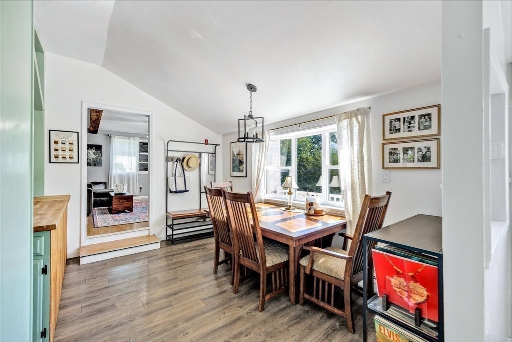 15 Beechwood Ave, Lakeville, MA Photo #17