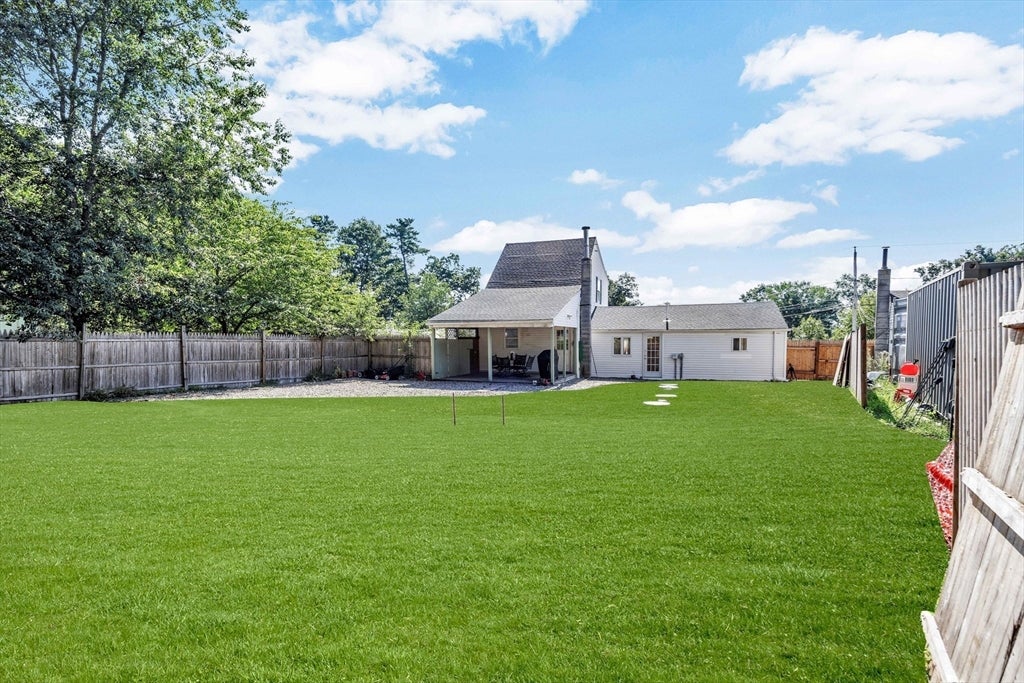 15 Beechwood Ave, Lakeville, MA Photo #41