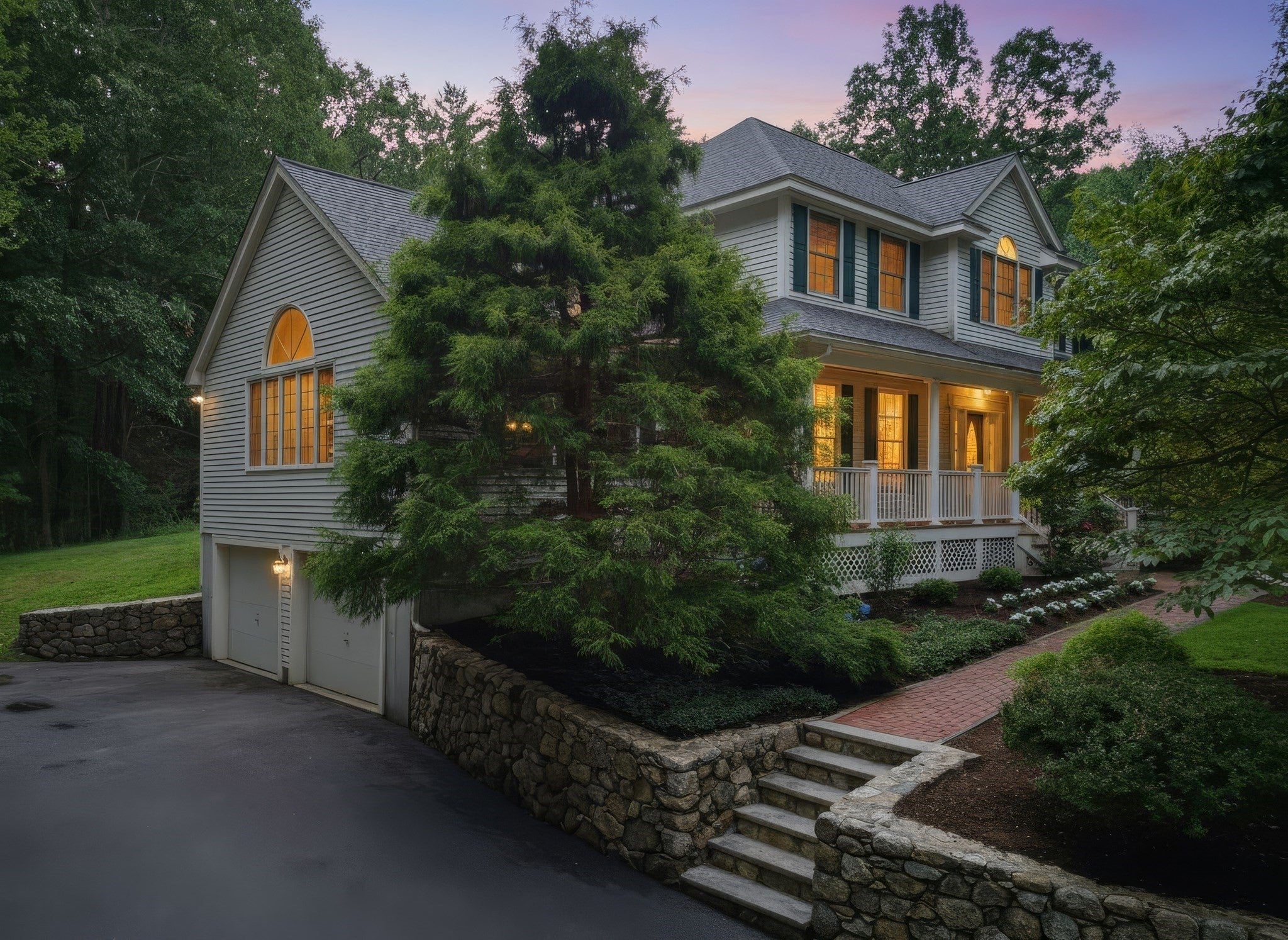 27 Great Pond Dr