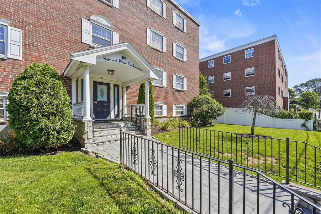 48 Coffey Street 3C