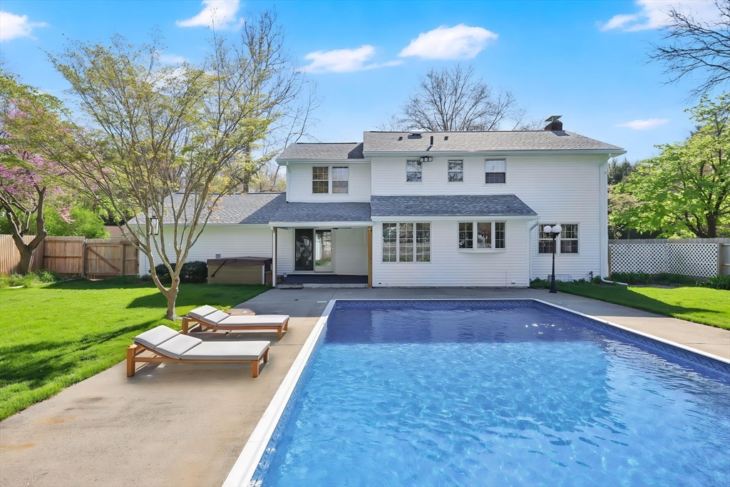 186 Viscount Rd
