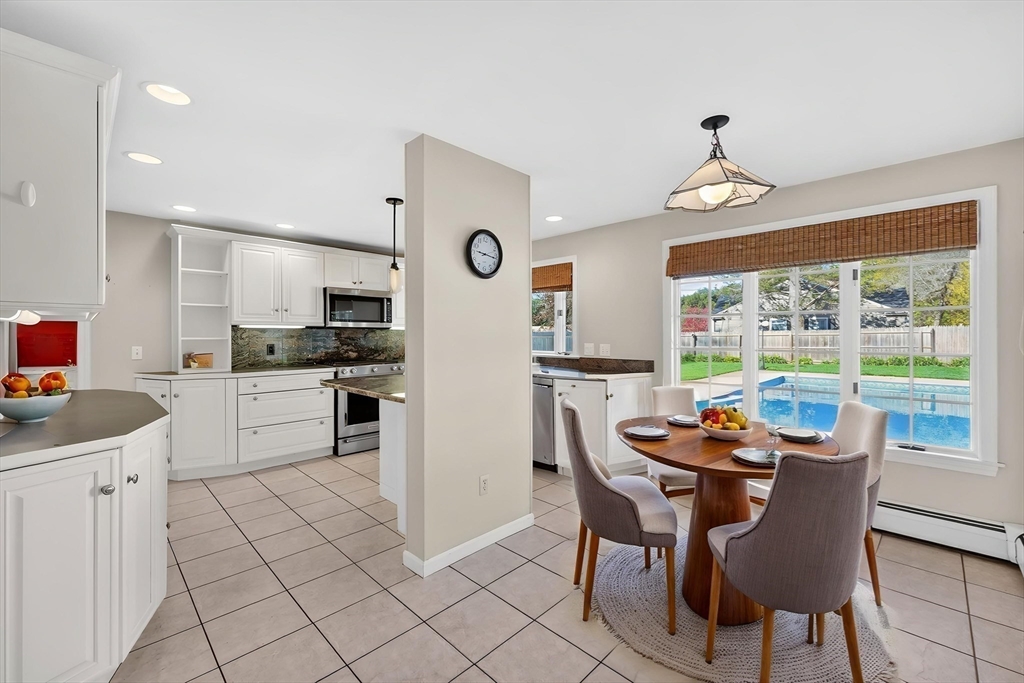 186 Viscount Rd