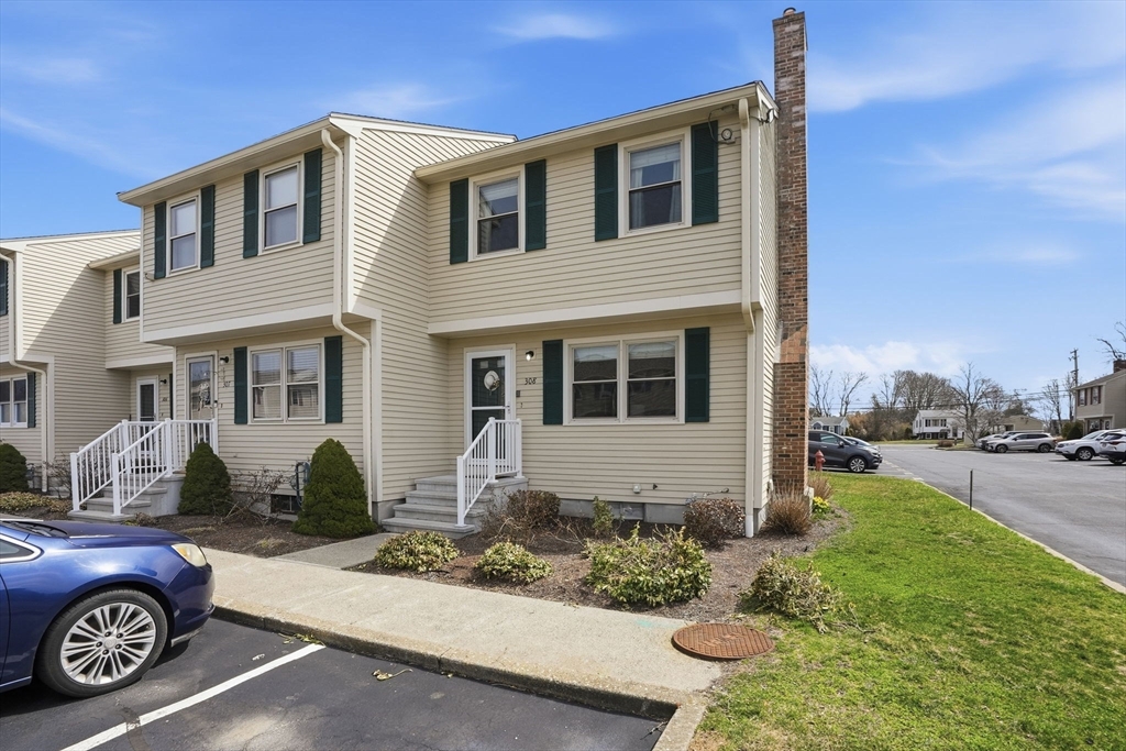308 Ocean Meadows 308