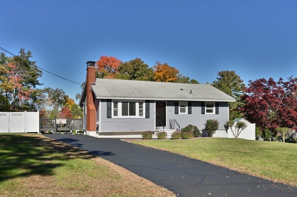 62 Michael Rd, Dracut, MA Photo #2