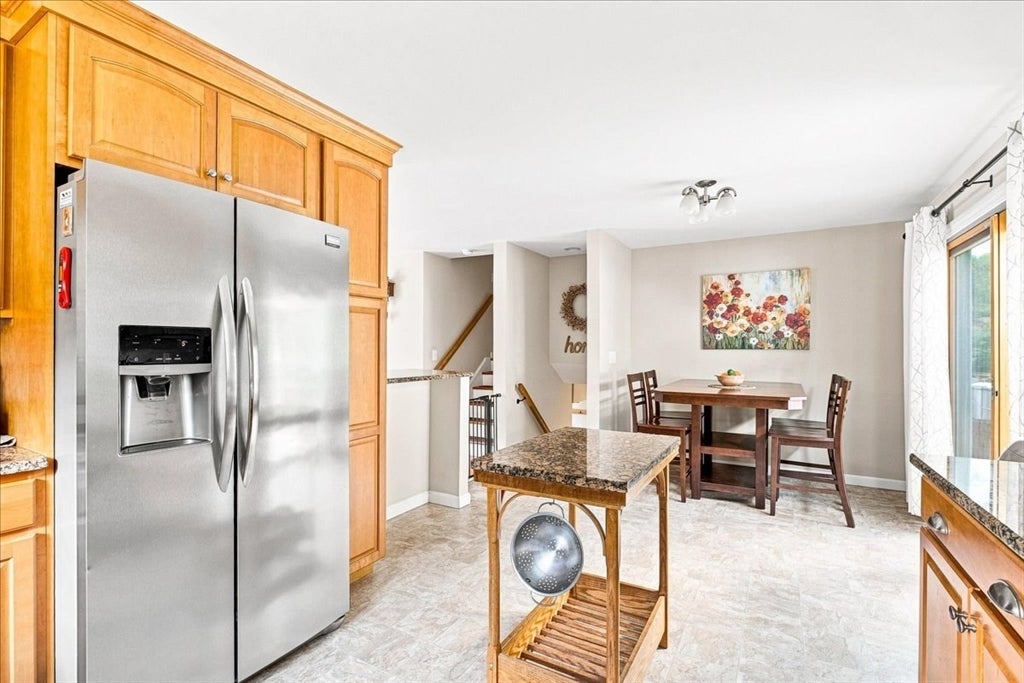 3 Charbonneau Ave, Lakeville, MA Photo #12