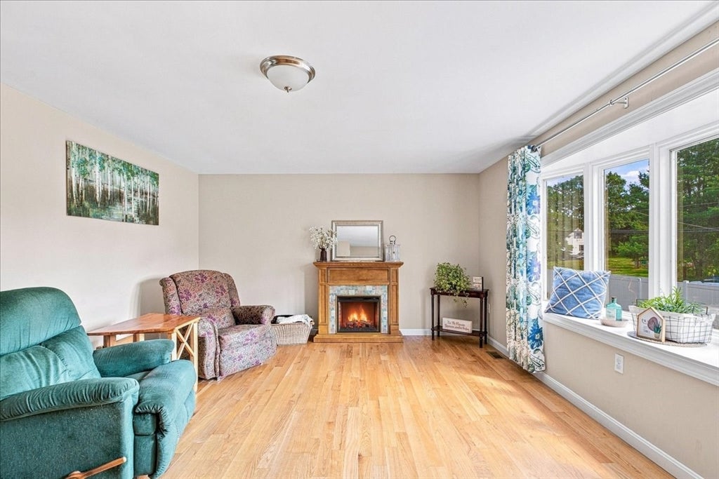 3 Charbonneau Ave