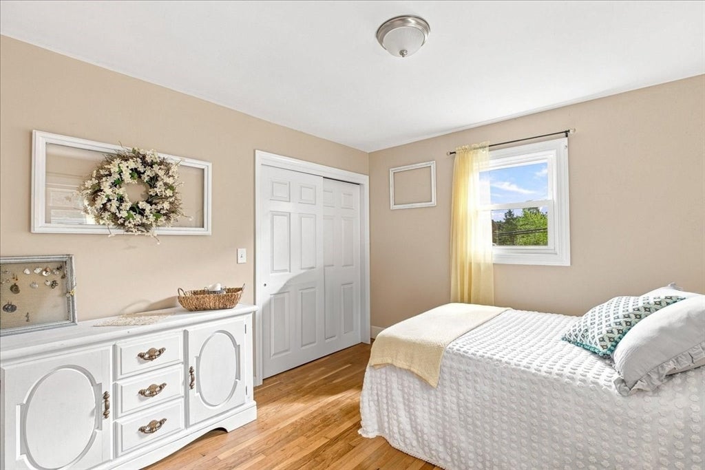 3 Charbonneau Ave, Lakeville, MA Photo #16