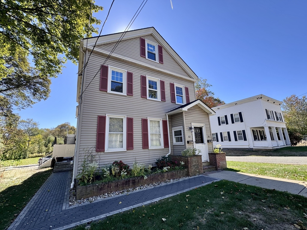 57 Salem St 57