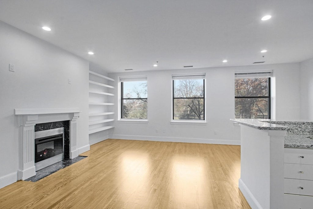 140 Boylston St #11, Boston, MA, 140 Boylston St #11, Boston, MA Photo #2