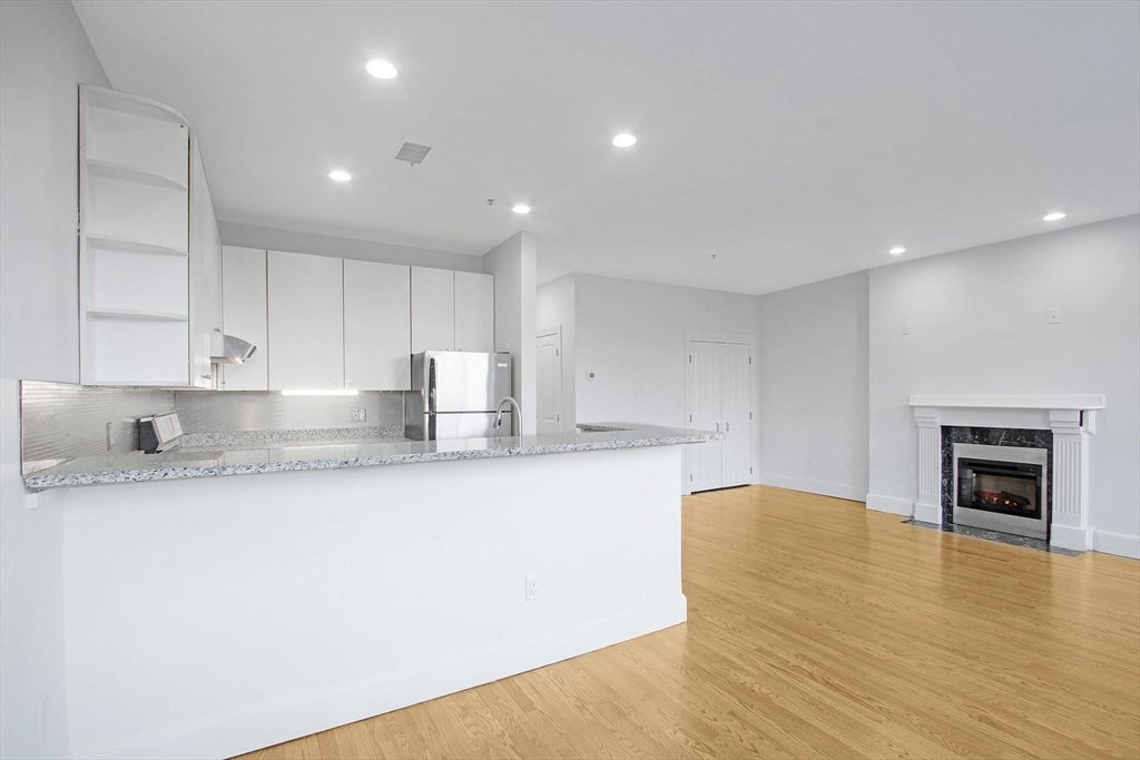 140 Boylston St #11, Boston, MA, 140 Boylston St #11, Boston, MA Photo #13