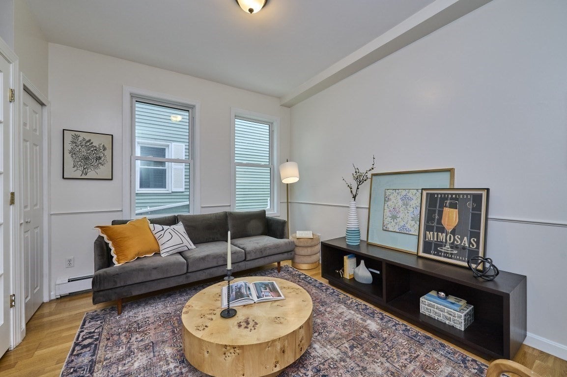 Photo of 9 Mullins Ct, Cambridge, MA