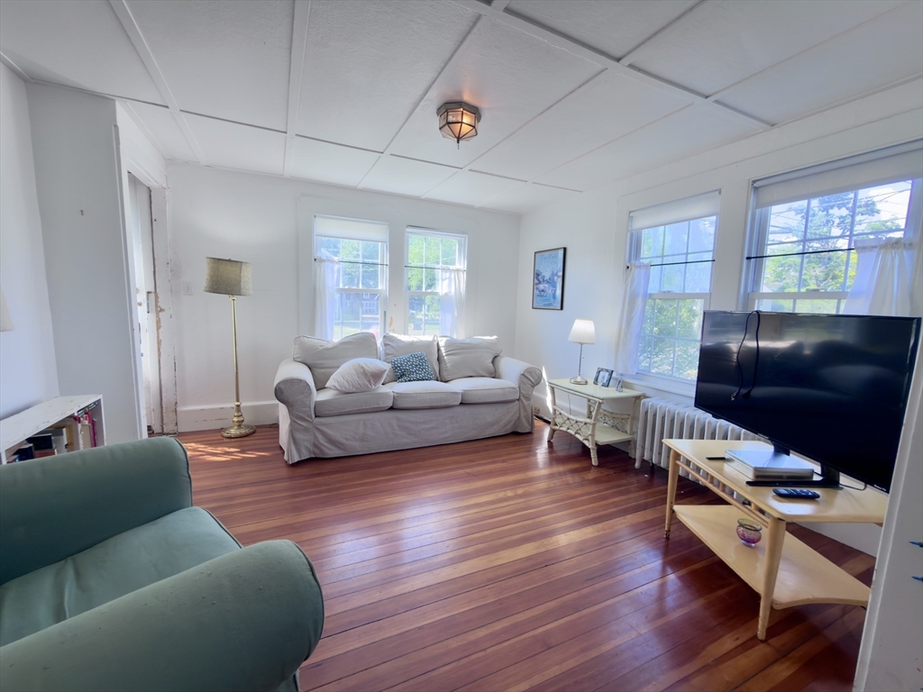 192 South St
