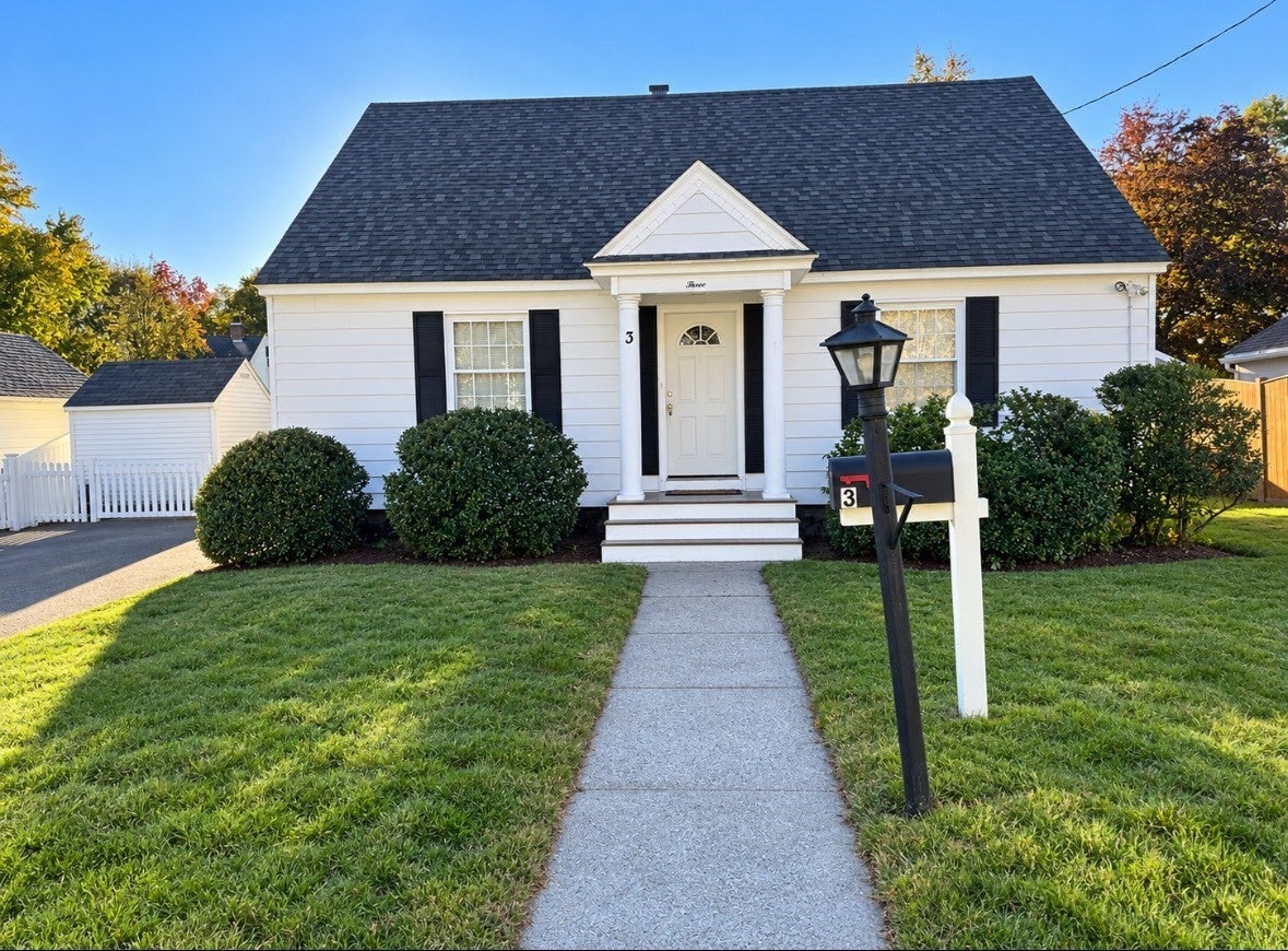 Photo of 3 Orchard St, Methuen, MA