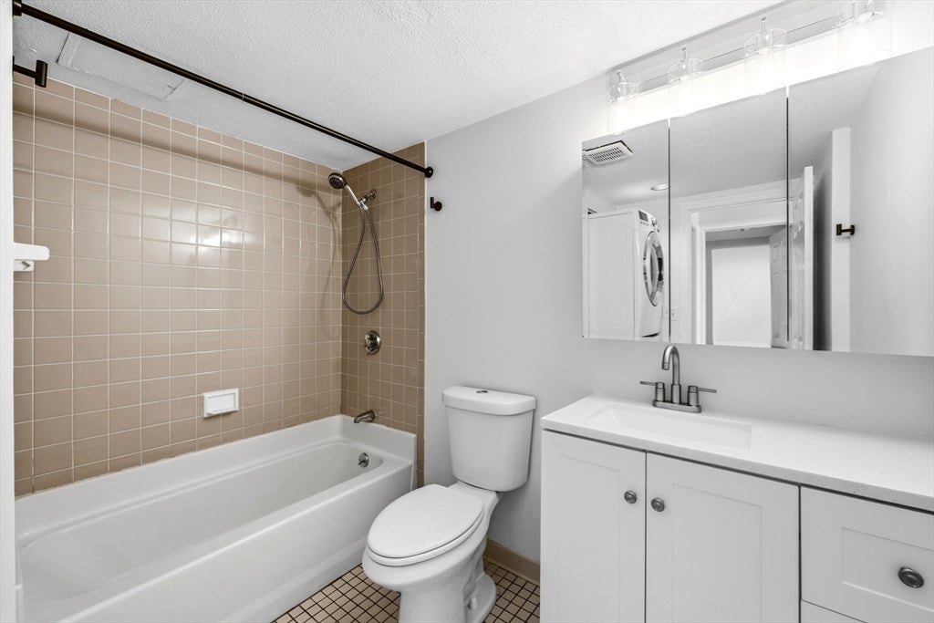 165 Cottage ST #701, Chelsea, MA, 165 Cottage ST #701, Chelsea, MA Photo #16