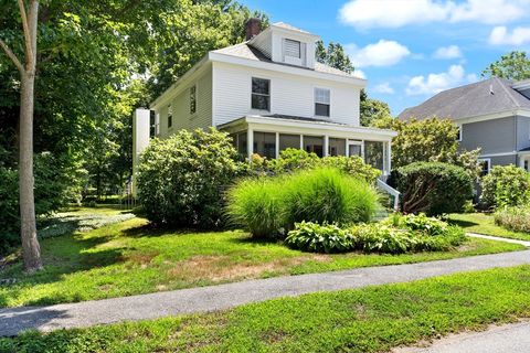 143 Everett Street Concord MA 01742