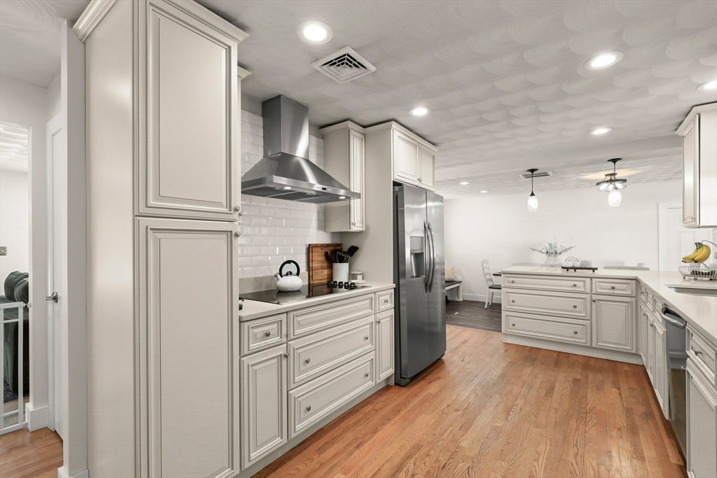 512 Central Avenue, Seekonk, MA Photo #10