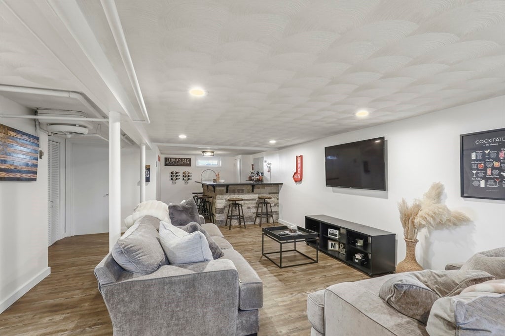 512 Central Avenue, Seekonk, MA Photo #31