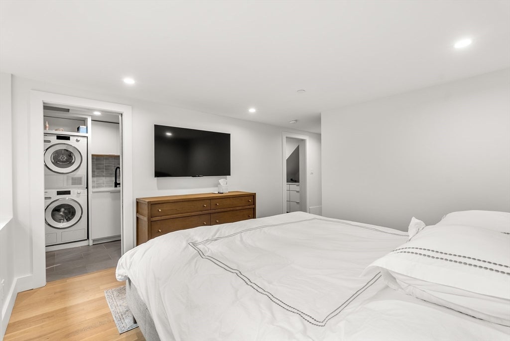 680 Tremont St #1, Boston, MA Photo #13