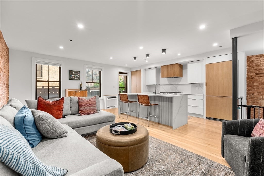 680 Tremont St #1, Boston, MA Photo #2