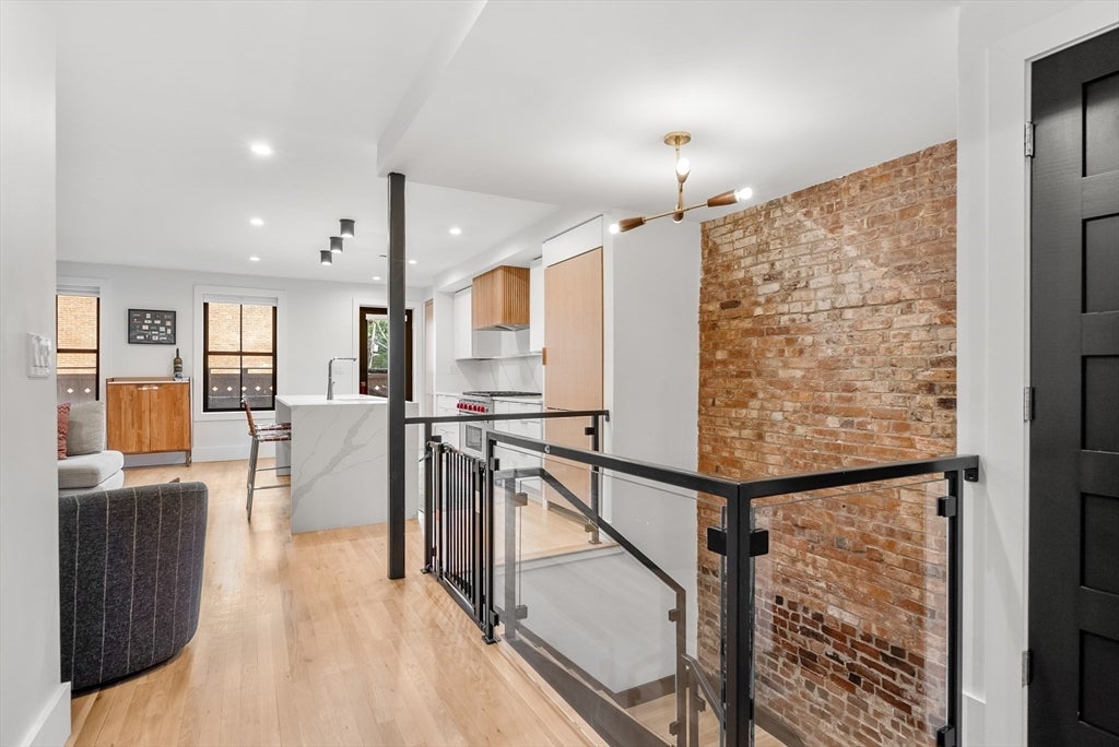 680 Tremont St #1, Boston, MA Photo #4