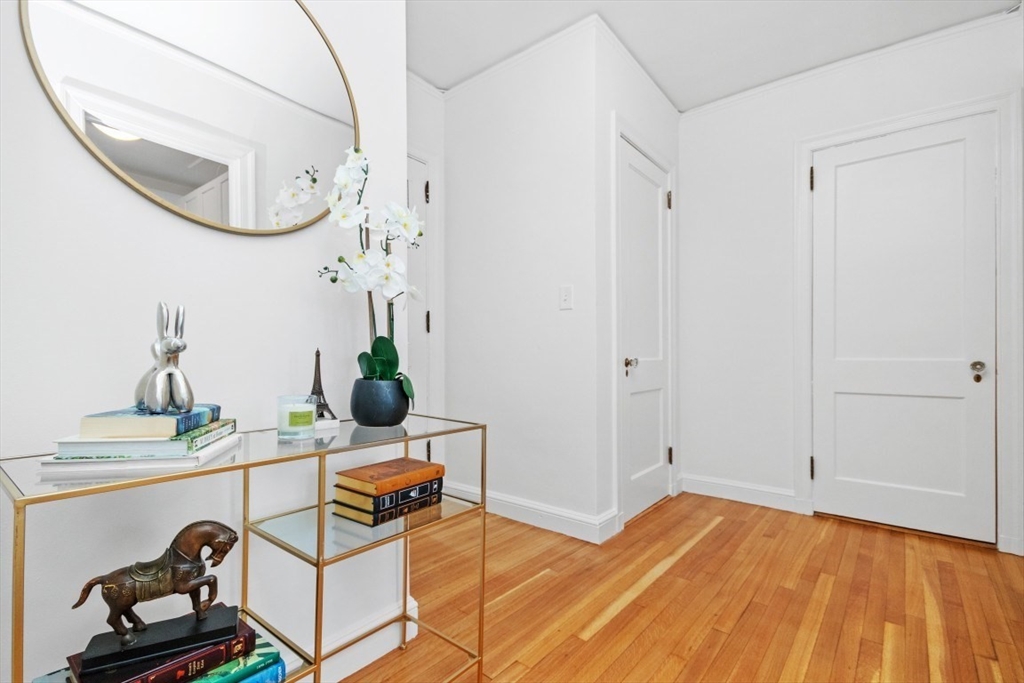 3 Arlington St 54