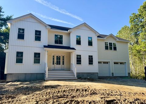 247 Braley Hill Rd Rochester MA 02770