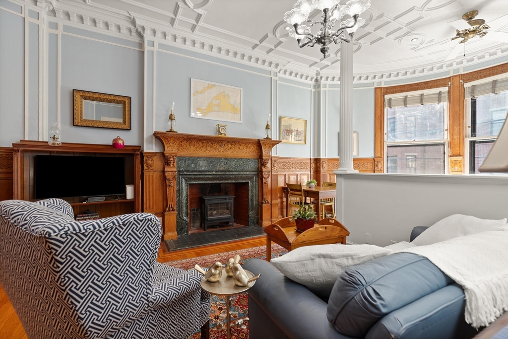 261 Marlborough St 4