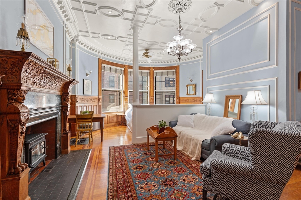 261 Marlborough St 4