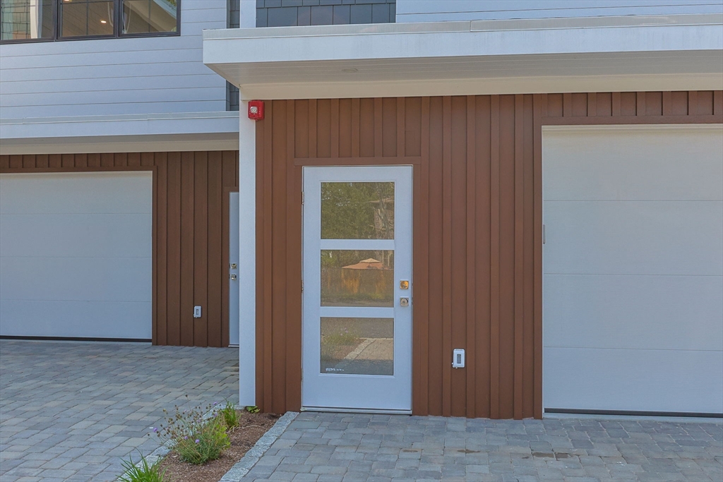 50 Nelson Avenue 8