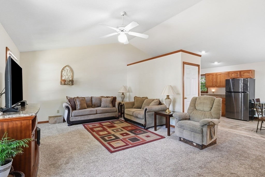 35 Rosewood Ln 35