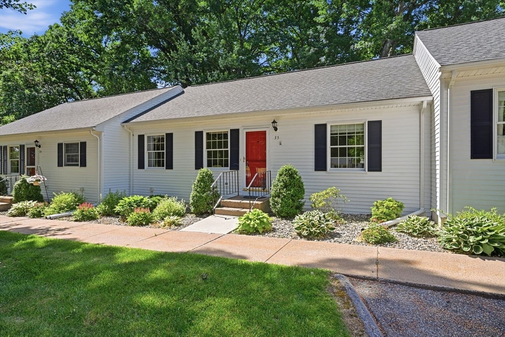 35 Rosewood Ln 35