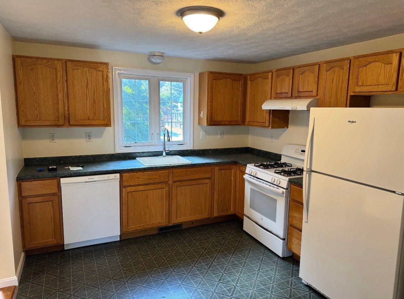 781 Boston Rd, Billerica, MA Photo #17