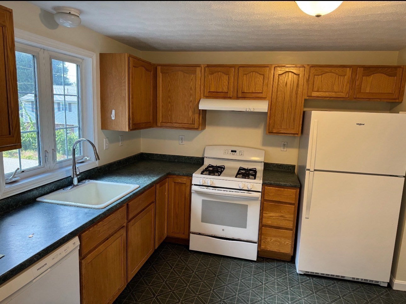 781 Boston Rd, Billerica, MA Photo #18
