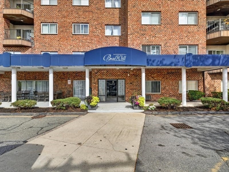 230 Willard 701