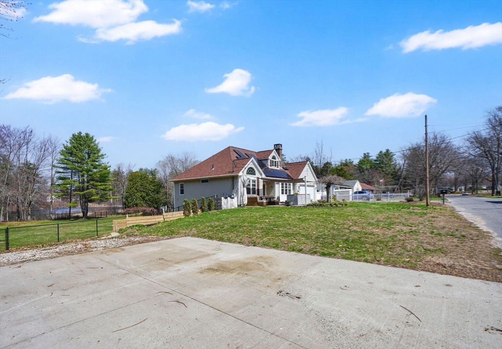 1542 S Branch Pkwy