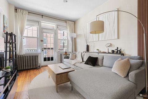 Photo of 242 S Huntington Ave #3, Boston, MA 02130 (MLS # 73506694)