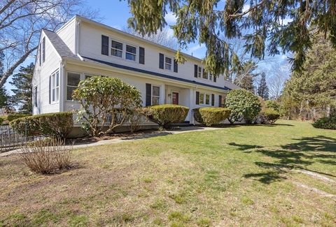 15 Coles Ln Plymouth MA 02360