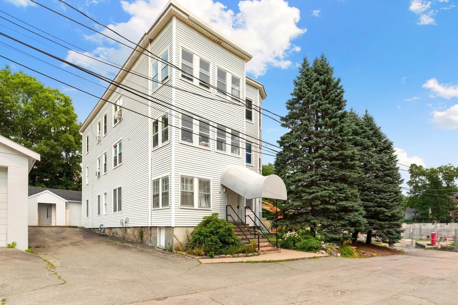 35 Heron St #1, Boston, MA Photo #9