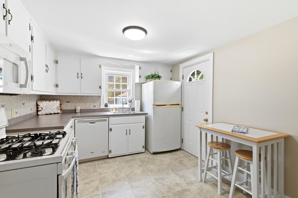 49 Edgeworth St, Weymouth, MA, 49 Edgeworth St, Weymouth, MA Photo #8