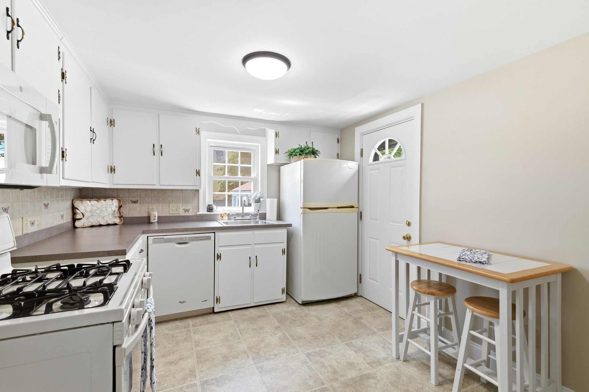 49 Edgeworth St, Weymouth, MA Photo #8