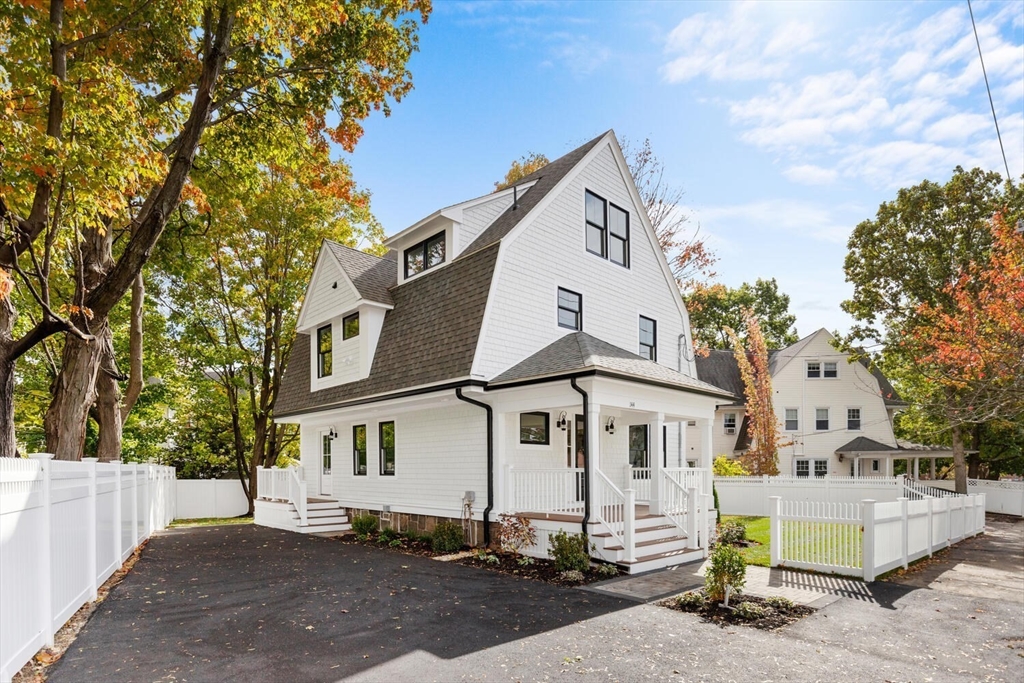 144 Dexter Ave