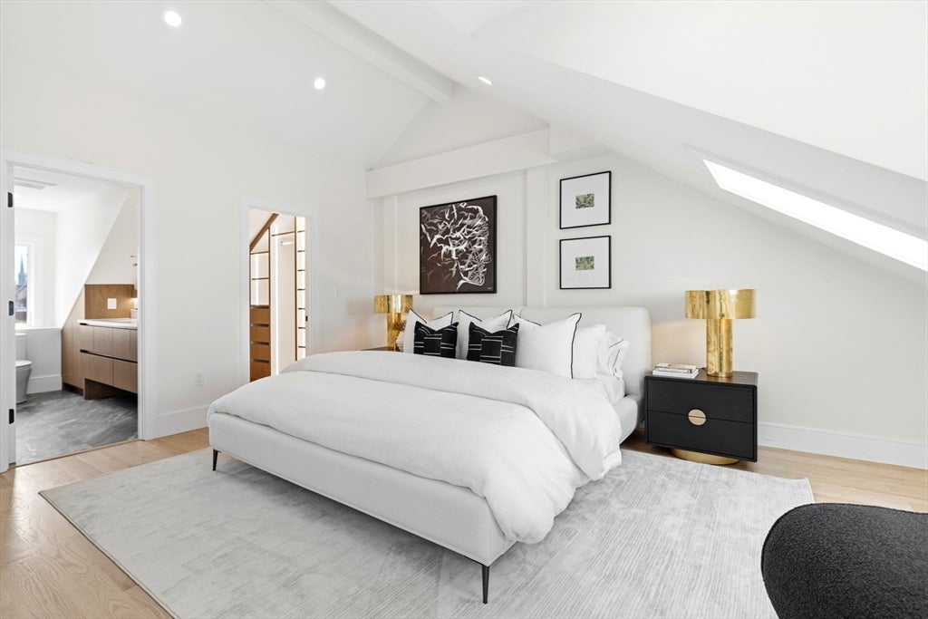 39 G St, Boston, MA, 39 G St, Boston, MA Photo #16