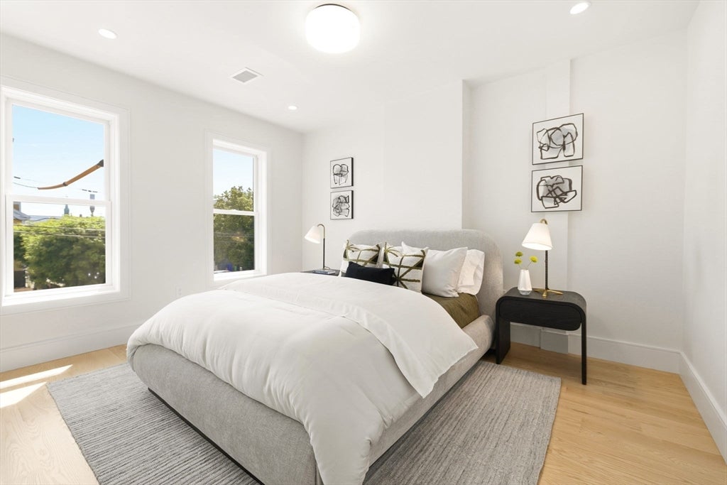 39 G St, Boston, MA, 39 G St, Boston, MA Photo #27
