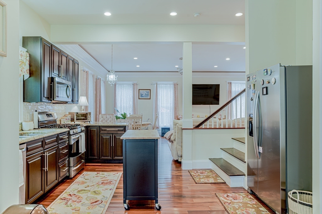 257 Rockland St 257