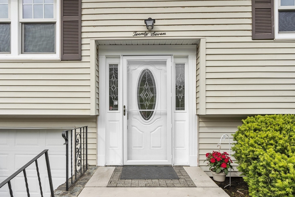 27 Dexter Ave
