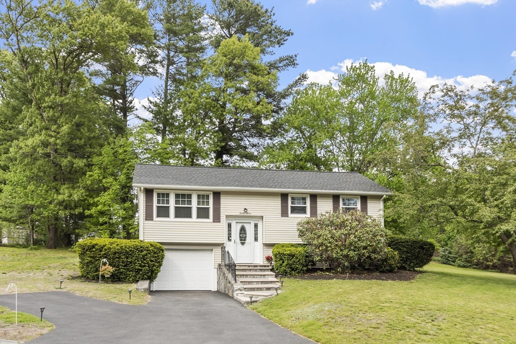 27 Dexter Ave