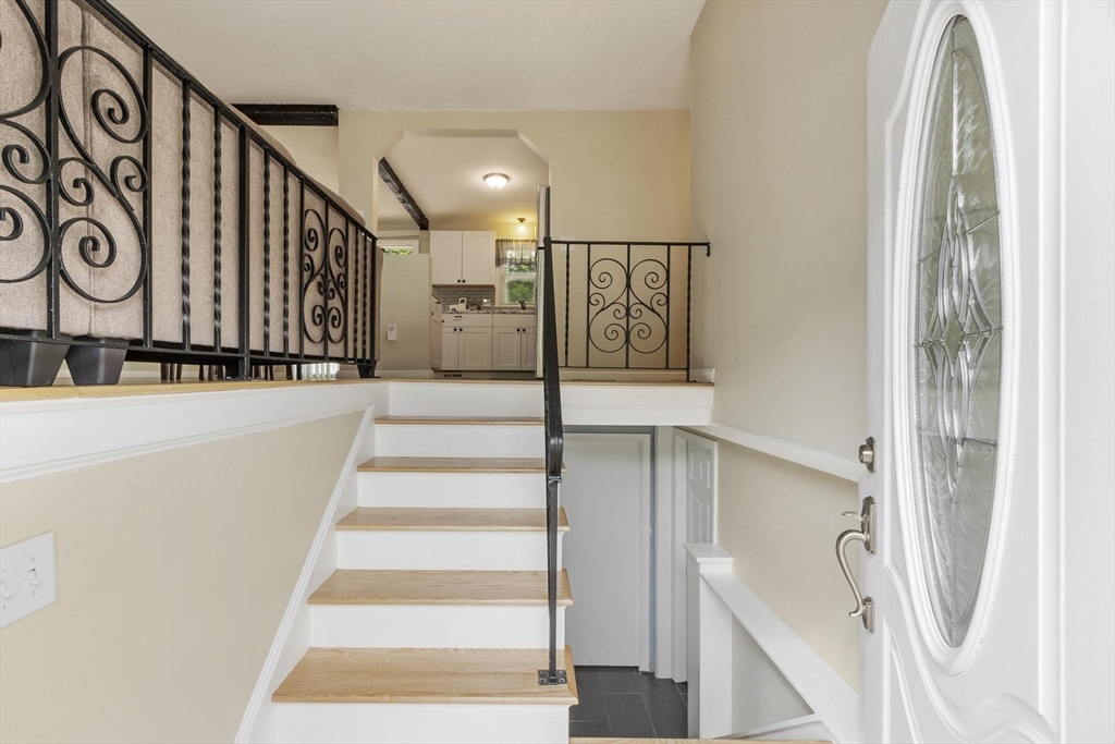 27 Dexter Ave