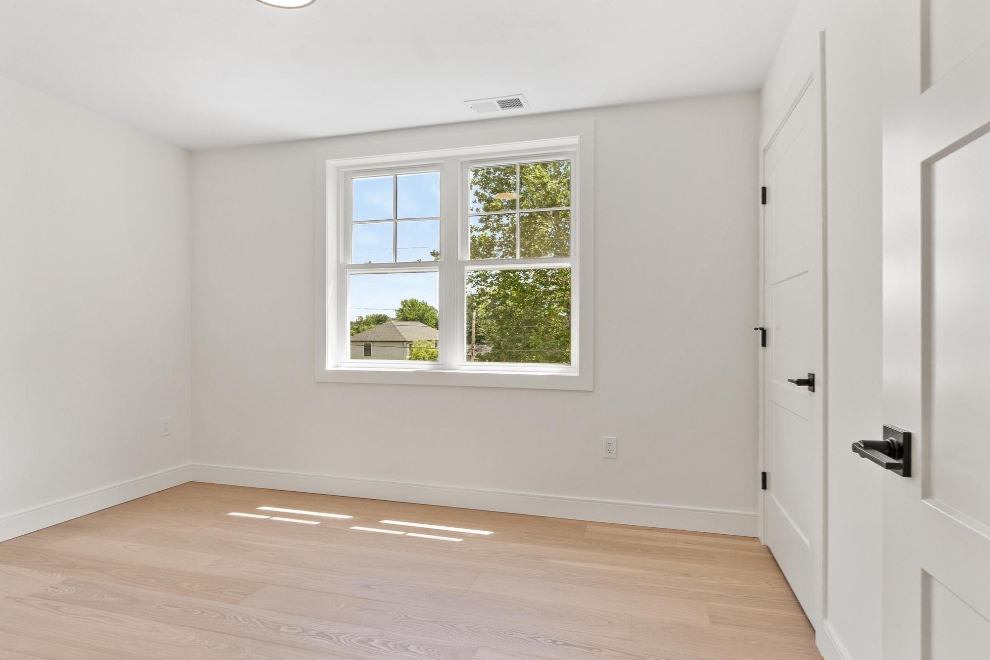 58 Neillian Street #58, Bedford, MA Photo #26